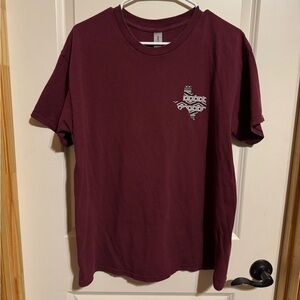 Women's Maroon T-Shirt with Texas Design Size Large